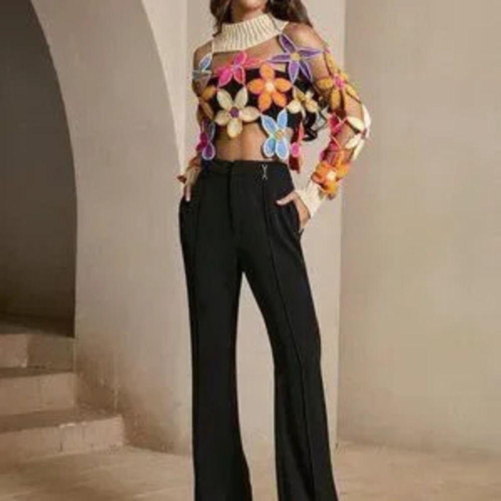 Apricot Casual Women's Hollow Out Floral Pattern Crew Neck Long Sleeve Sweater